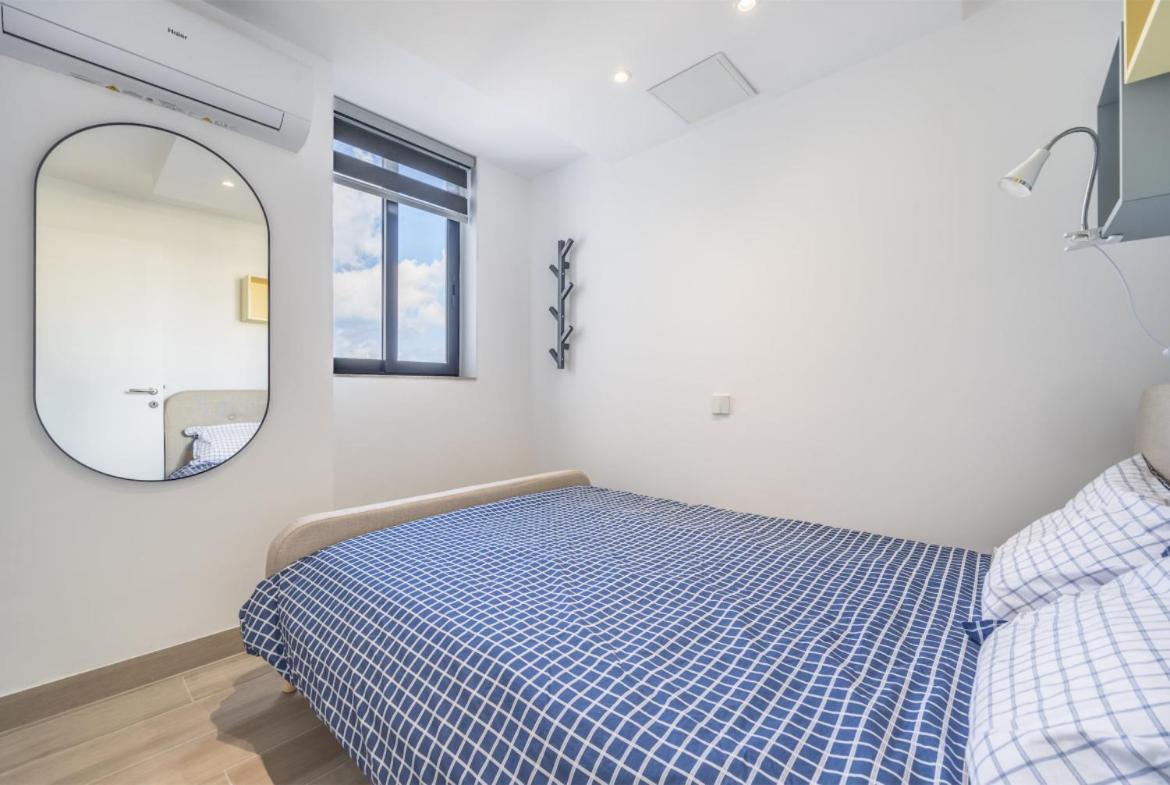 Deluxe Seaview Apartment Saint Julian's Dış mekan fotoğraf